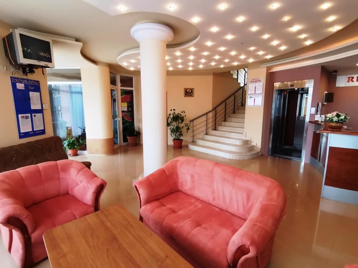 Paris Hotel Baltsjik Buitenkant foto